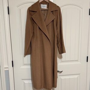 MaxMara Manuela Women's wool coat ASO Meghan Markle
